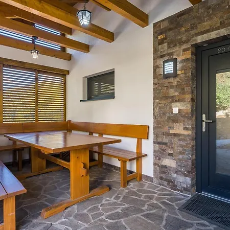 דירה Pod Gastanom Hodruša